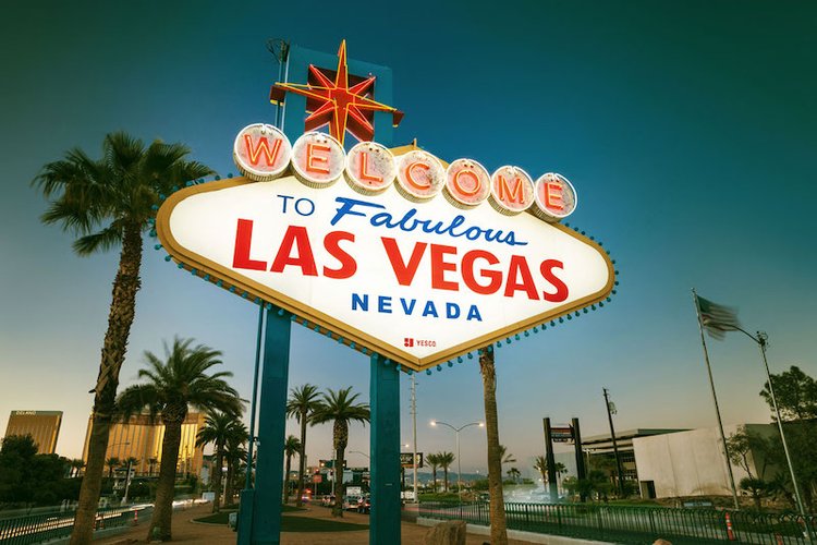 Have you kissed the famed Welcome to Las Vegas sign? Do it for luck, win big at the slots!